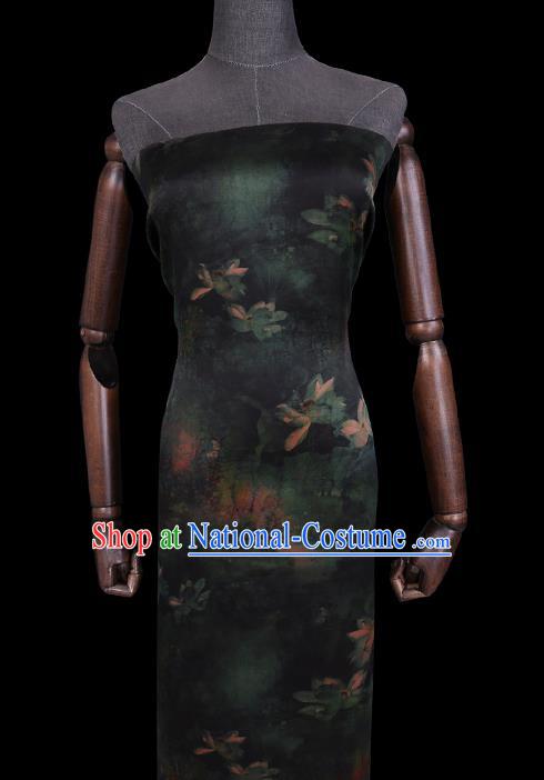 Chinese Classical Green Lotus Pattern Silk Fabric Traditional Cheongsam Gambiered Guangdong Silk Watered Gauze