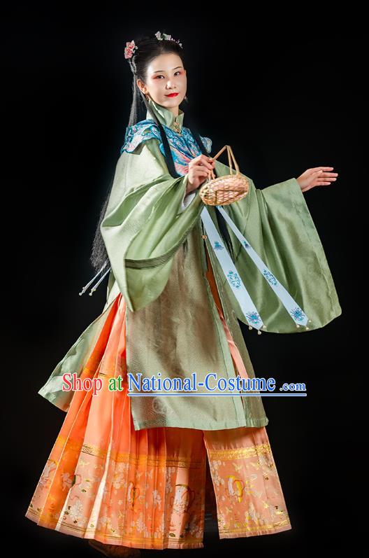 China Ancient Noble Woman Hanfu Dress Traditional Ming Dynasty Palace Lady Historical Clothing