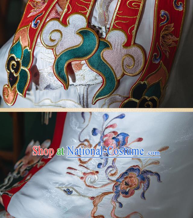 China Ancient Ming Dynasty Court Princess Embroidered Costume Traditional Palace Hanfu Clothing for Women