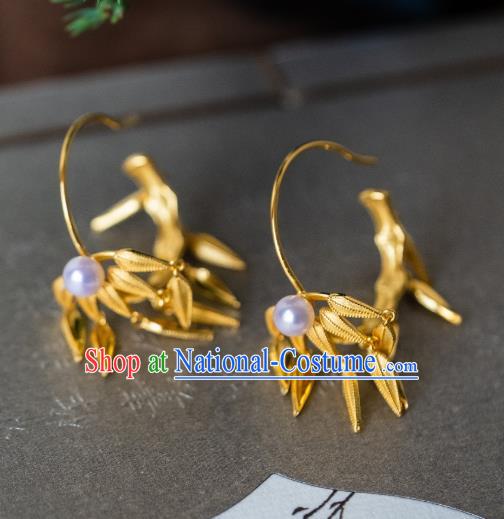 China Traditional Ancient Court Bamboo Leaf Ear Jewelry Ming Dynasty Empress Gilding Pearl Earrings