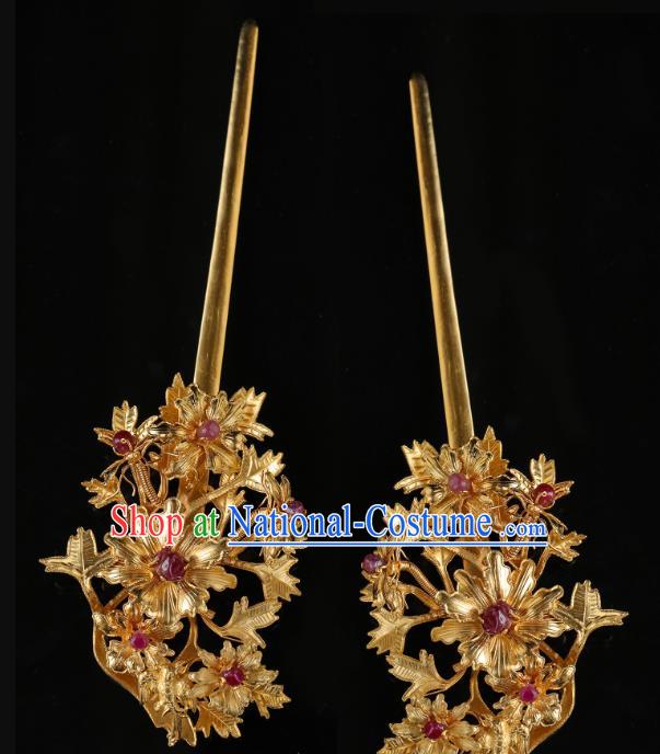 China Traditional Handmade Golden Hair Accessories Ancient Empress Gems Hair Clip Ming Dynasty Palace Garnet Hairpin for Women