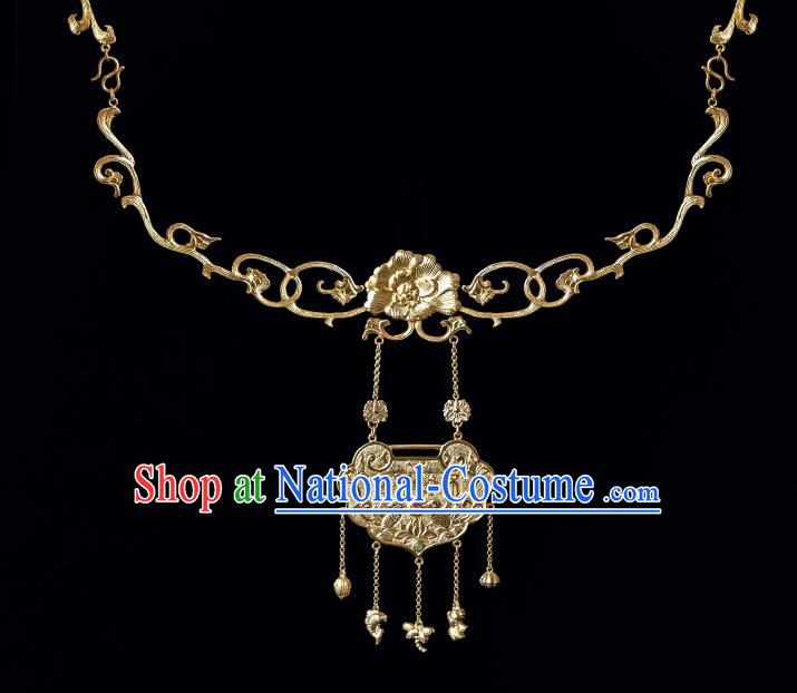 Chinese Ancient Noble Lady Xue Baochai Accessories Traditional Ming Dynasty Gilding Jewelry Tassel Gems Necklace Jewelry