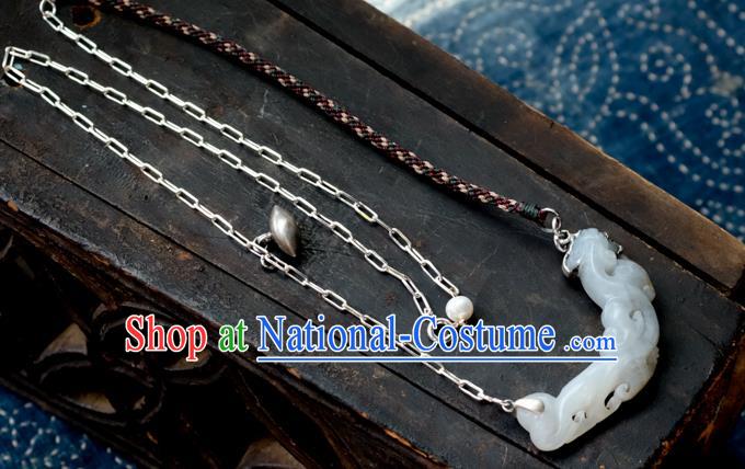 China Traditional White Jade Necklace Handmade Jewelry Accessories