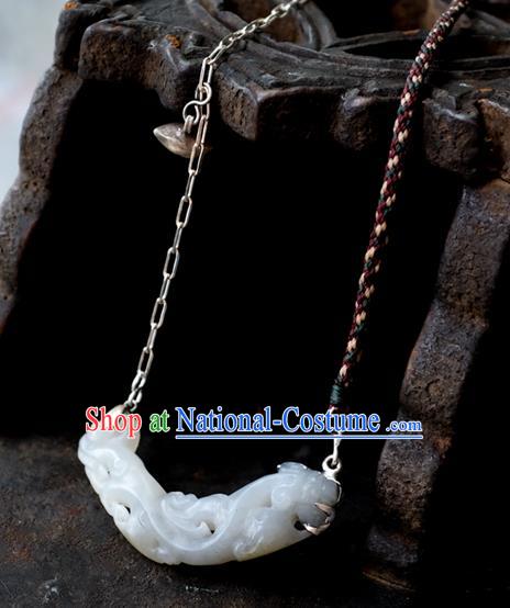 China Traditional White Jade Necklace Handmade Jewelry Accessories