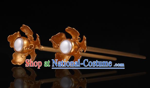 China Traditional Ming Dynasty Pearl Hair Stick Handmade Hair Accessories Ancient Empress Golden Plum Hairpin