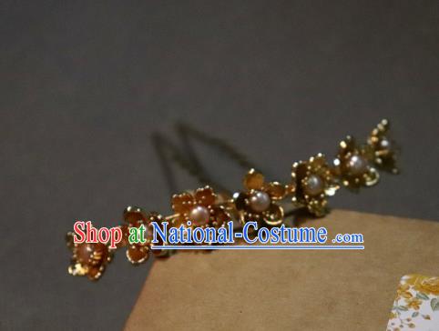 China Ancient Princess Golden Plum Hairpin Handmade Hair Accessories Traditional Ming Dynasty Pearls Hair Clip