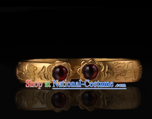 China Ming Dynasty Jewelry Accessories Ancient Empress Golden Carving Phoenix Bracelet for Women