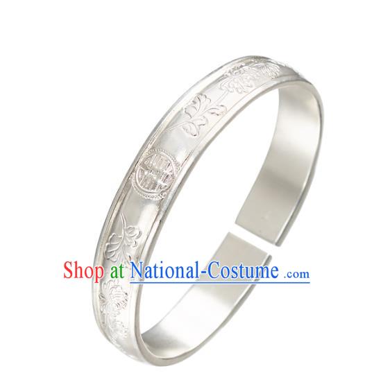 China Handmade Carving Silver Jewelry Accessories Wedding Bracelet