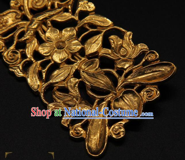 China Handmade Ming Dynasty Carving Butterfly Hairpin Traditional Court Hair Accessories Ancient Empress Golden Hair Stick