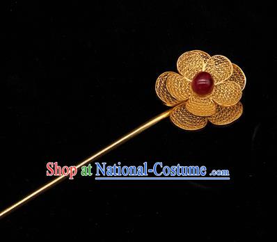 China Handmade Hairpin Traditional Ming Dynasty Hair Accessories Ancient Empress Golden Plum Hair Stick