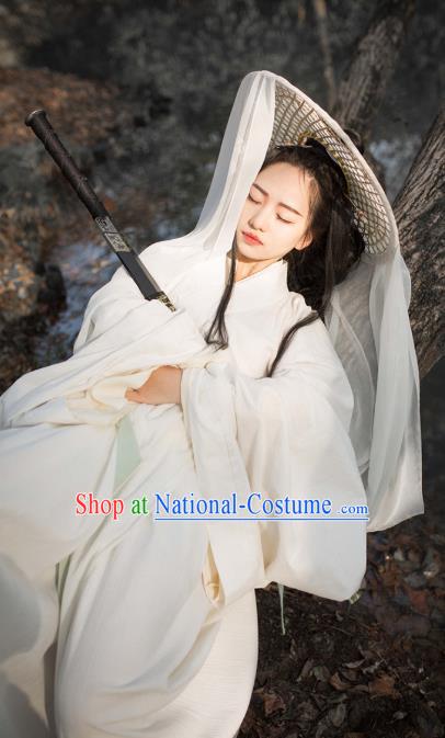 China Traditional Jin Dynasty Female Swordsman Historical Clothing Ancient Noble Beauty White Hanfu Dress