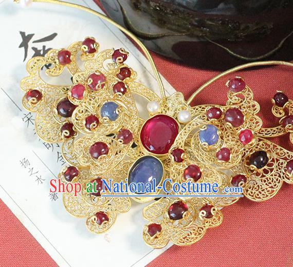 China Handmade Court Hair Stick Traditional Palace Hair Jewelry Ancient Ming Dynasty Empress Gems Butterfly Hairpin