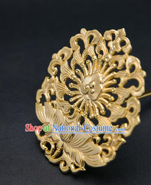 China Traditional Han Dynasty Golden Lotus Hair Stick Handmade Palace Hair Jewelry Ancient Court Queen Wedding Hairpin