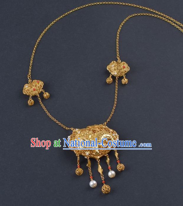 Handmade Chinese Traditional Ming Dynasty Court Golden Necklace Accessories Ancient Empress Jewelry Tassel Longevity Lock