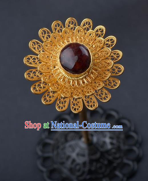 China Traditional Ming Dynasty Palace Hairpin Ancient Empress Golden Flower Hair Stick Handmade Ruby Hair Jewelry