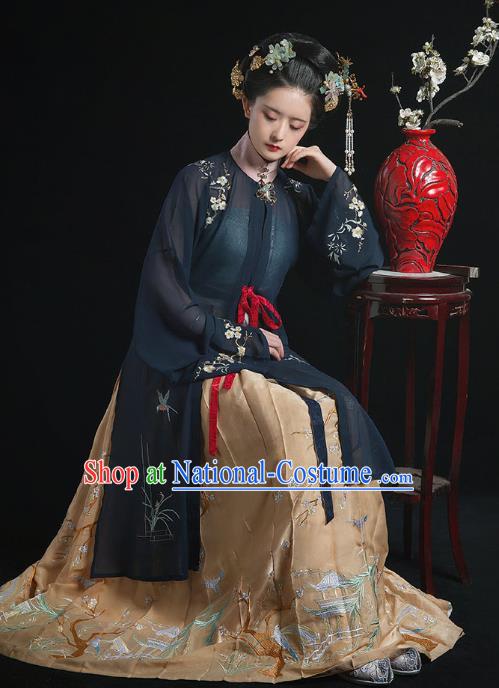 China Ming Dynasty Noble Mistress Clothing Traditional Hanfu Dress Ancient Court Woman Costumes