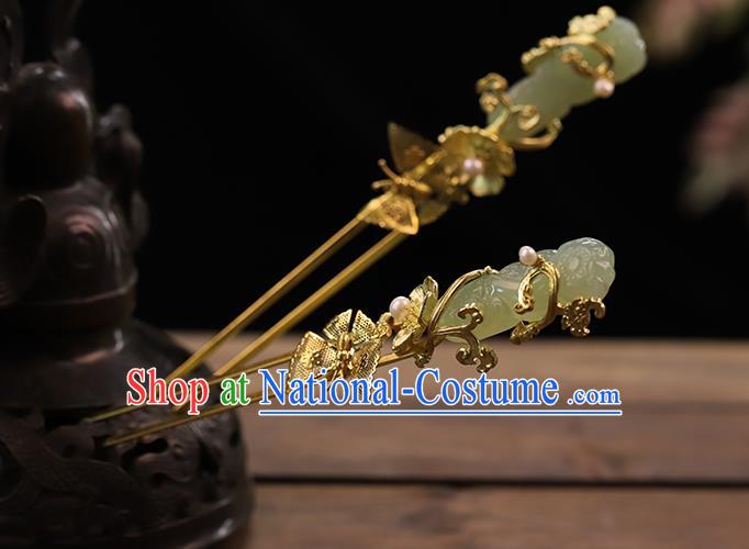 Chinese Hanfu Golden Butterfly Hairpins Traditional Wedding Hair Accessories Ancient Bride Jade Hair Stick