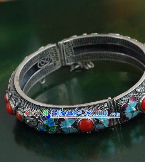 China Traditional Handmade Cloisonne Bat Bracelet National Silver Bangle Accessories