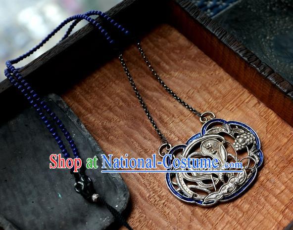 Handmade China Traditional Silver Carving Necklace Pendant National Jewelry Qing Dynasty Blueing Accessories