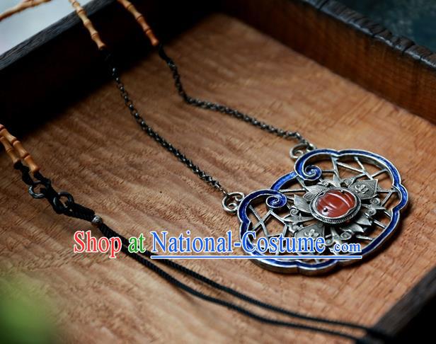 Handmade China National Jewelry Traditional Silver Carving Blueing Necklace Pendant Qing Dynasty Agate Accessories