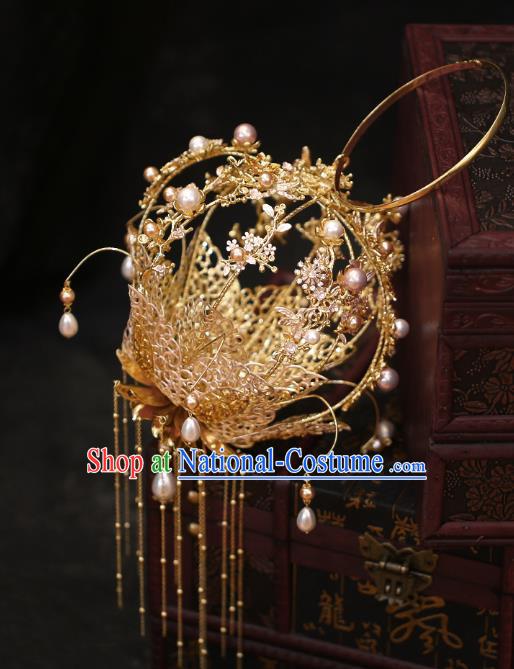 China Bride Accessories Golden Tassel Portable Lantern Traditional Wedding Prop