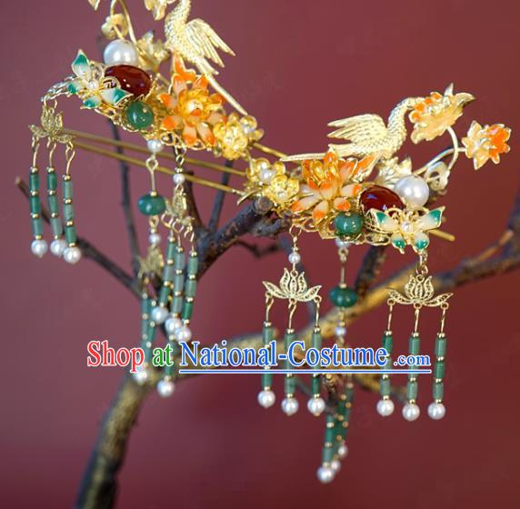 China Bride Jade Tassel Hairpin Hair Accessories Traditional Wedding Xiuhe Suit Golden Bird Hair Stick