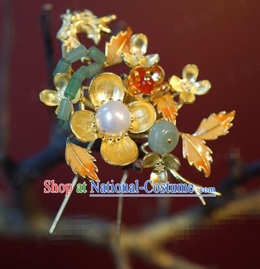 China Traditional Golden Plum Blossom Hair Stick Wedding Xiuhe Suit Hair Accessories Bride Jade Pearl Hairpin