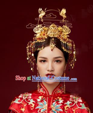 China Traditional Wedding Golden Phoenix Coronet Ancient Bride Hair Accessories Tassel Hairpins Earrings