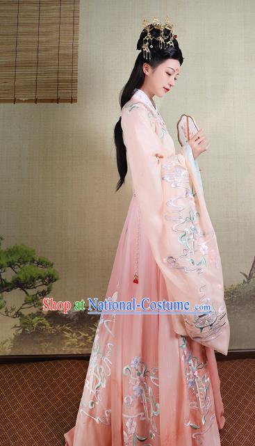 China Ancient Imperial Consort Hanfu Clothing Jin Dynasty Court Beauty Embroidered Pink Dress Apparels