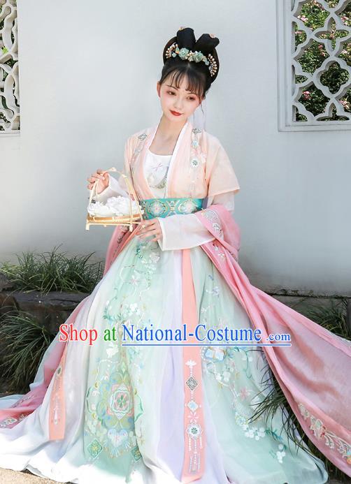 China Song Dynasty Palace Lady Embroidered Dress Ancient Princess Apparels Traditional Hanfu Clothing