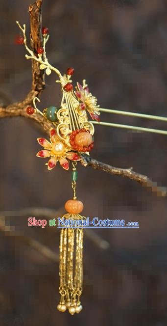 China Ancient Bride Golden Lute Hairpin Traditional Xiuhe Suit Hair Accessories Wedding Jewelry Adornment Red Plum Hair Stick