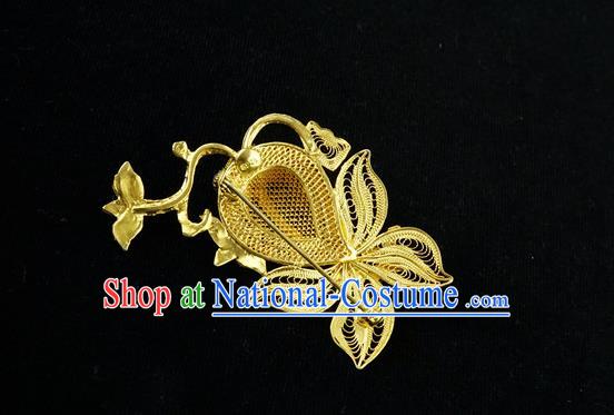 China Classical Cheongsam Goldfish Brooch Traditional Handmade Pearls Breastpin