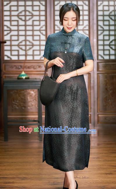 Traditional Chinese Graceful Black Cheongsam Tang Suit Silk Qipao Dress for Women