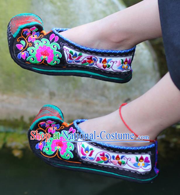 Chinese Handmade Embroidered Black Shoes Hanfu Shoes Traditional National Shoes for Women