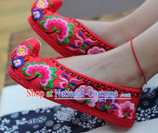 Chinese Handmade Embroidered Peony Red Cloth Shoes Hanfu Shoes Traditional National Shoes for Women