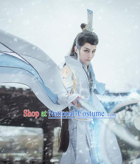 Chinese Cosplay Taoist Priest Swordsman White Hanfu Clothing Traditional Ancient Knight Costume for Men