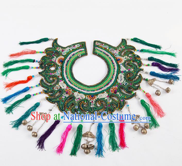 Chinese Traditional Dong Nationality Green Embroidered Shoulder Accessories Ethnic Embroidery Collar Craft