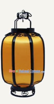 Chinese Classical Yellow Palace Lantern Traditional Handmade New Year Ironwork Ceiling Lamp