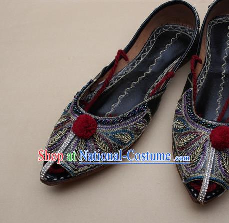 Asian India Traditional National Embroidered Navy Shoes Handmade Indian Folk Dance Shoes for Women