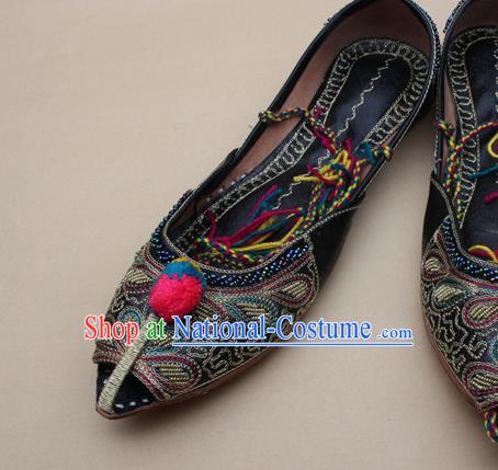 Asian India Traditional National Embroidered Black Shoes Handmade Indian Folk Dance Shoes for Women