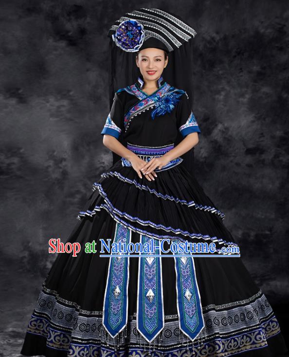 Chinese Traditional Zhuang Nationality Liu Sanjie Black Pleated Dress Ethnic Folk Dance Stage Show Costume for Women