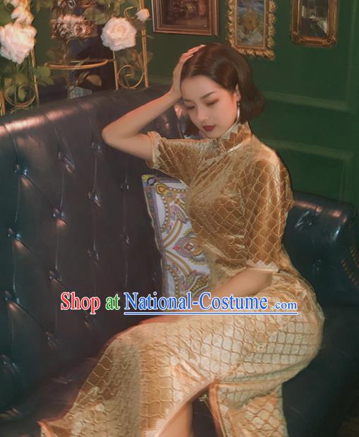 Chinese Traditional Golden Velvet Cheongsam Costume Republic of China Mandarin Qipao Dress for Women