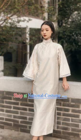 Chinese Traditional White Silk Cheongsam Costume Republic of China Mandarin Qipao Dress for Women