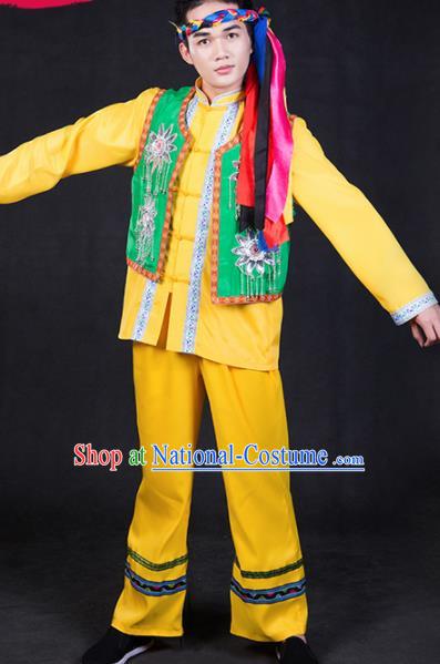 Chinese Traditional Hezhen Nationality Festival Compere Yellow Outfits Ethnic Minority Folk Dance Stage Show Costume for Men