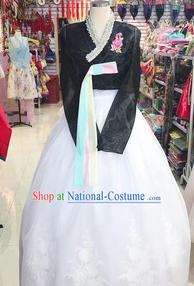 Korean Traditional Hanbok Black Blouse and White Dress Asian Korea Princess Fashion Costume for Women