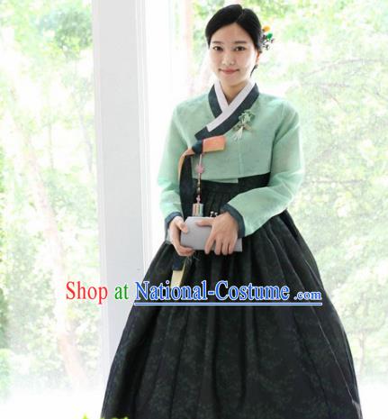 Korean Traditional Garment Green Blouse and Black Dress Mother Hanbok Asian Korea Fashion Costume for Women