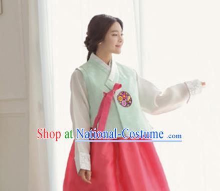 Korean Traditional Hanbok Garment Light Green Blouse and Pink Dress Asian Korea Fashion Costume for Women