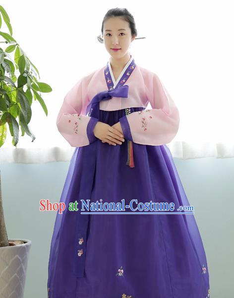 Korean Traditional Court Hanbok Garment Pink Blouse and Purple Dress Asian Korea Fashion Costume for Women