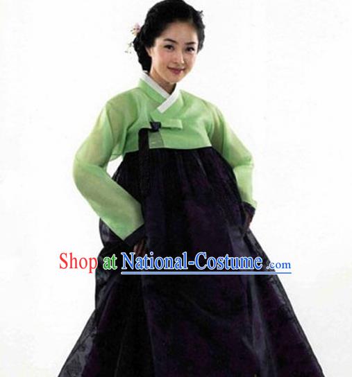 Korean Traditional Bride Hanbok Green Blouse and Black Dress Garment Asian Korea Fashion Costume for Women