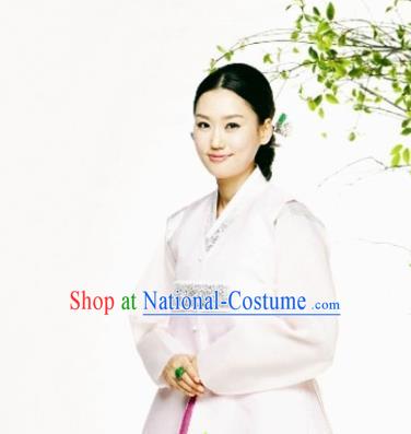 Korean Traditional Court Hanbok Garment White Vest Blouse and Rosy Dress Asian Korea Fashion Costume for Women